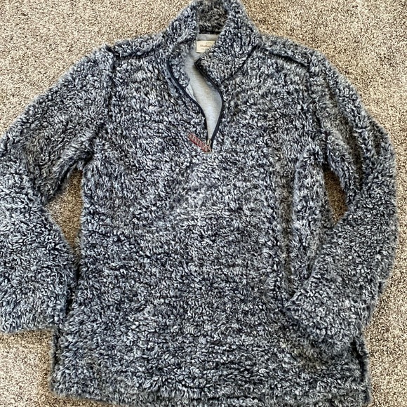 Pullover - Picture 1 of 1